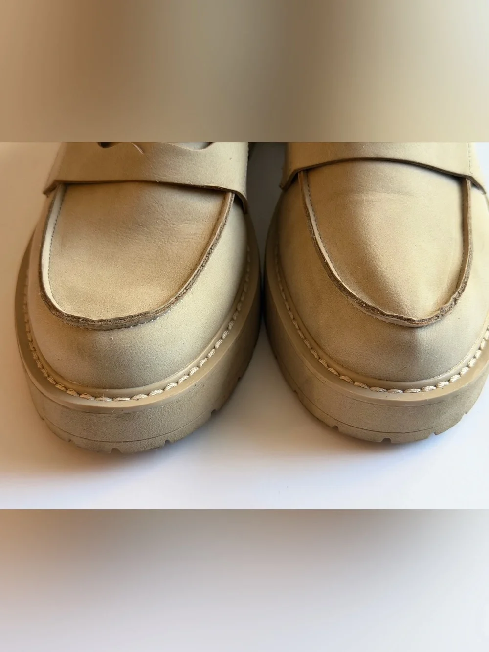 Madden Girl Women's Shoes Sz 8M Beige Chunky Platform Loafers Slip on